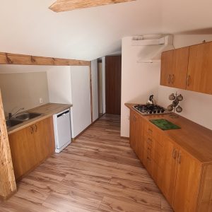 Pokoje nad jeziorem Tajty